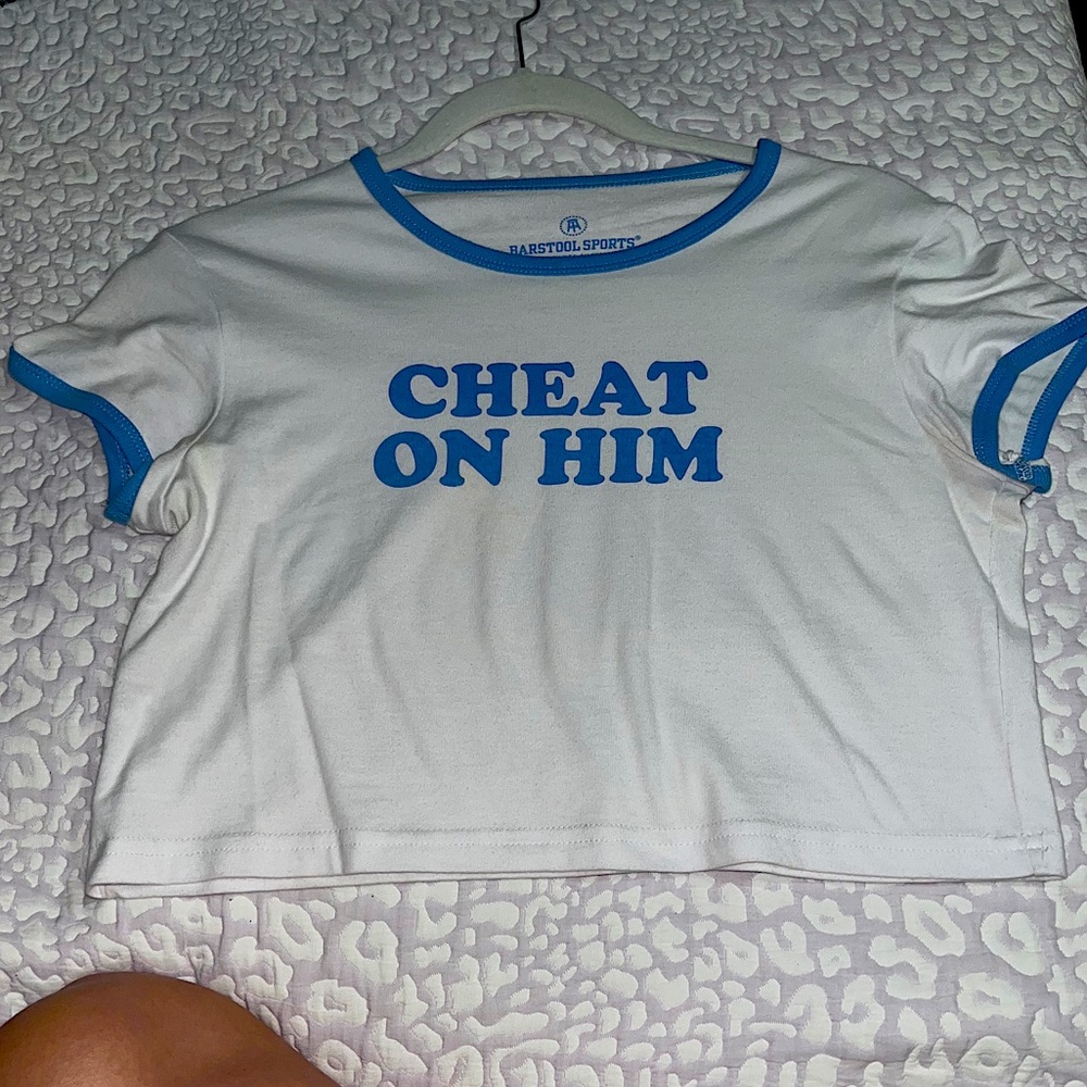 Call Her Daddy, Cheat on him crop top!